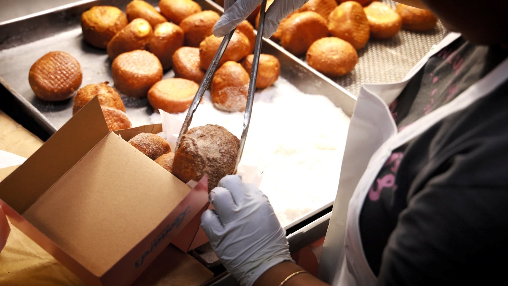 Leonards Bakery malasadas